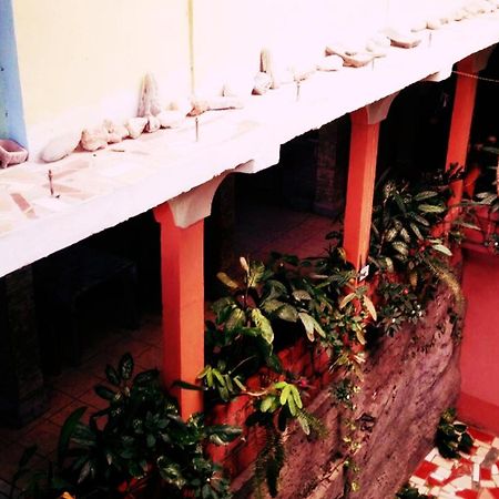 Hotel & Hostal Yaxkin Copán Quarto foto
